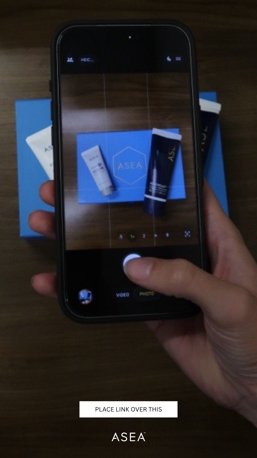 Link over text image