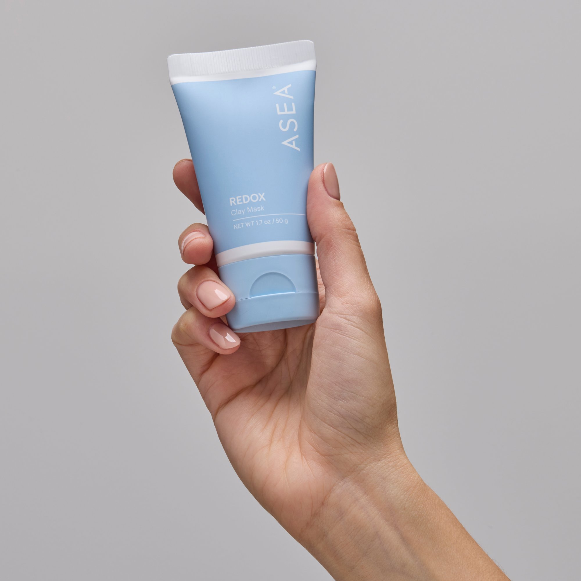 US_REDOX Clay Mask_Hands 1_1x1